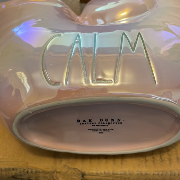 Rae Dunn calm ceramic shell - brand new - Picture 3 of 5